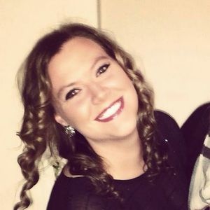 Meet your Posher, Katherine